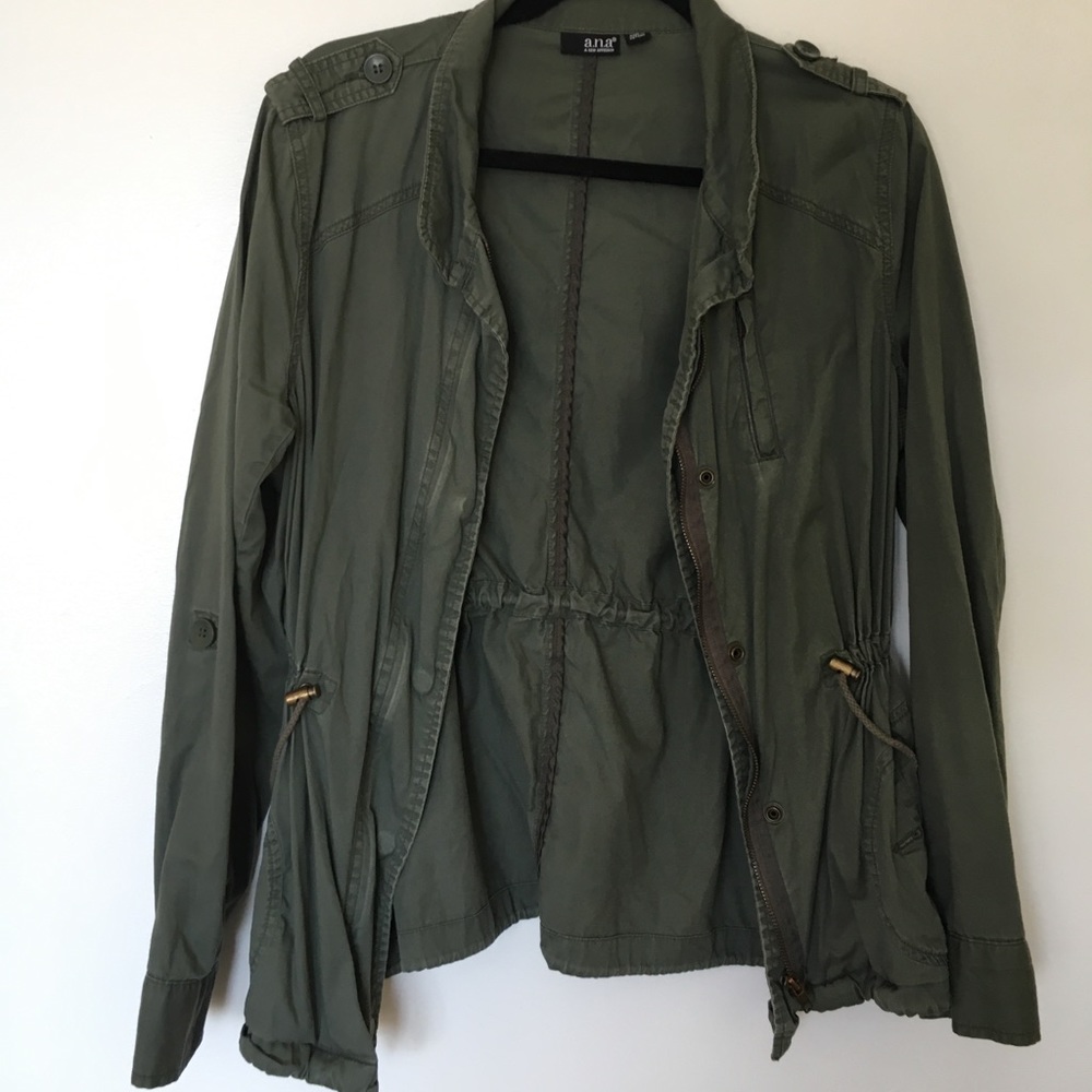 Green cargo jacket
